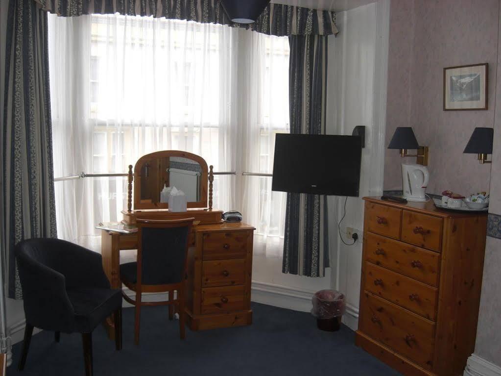 Yelf'S Hotel Ryde  Eksteriør billede