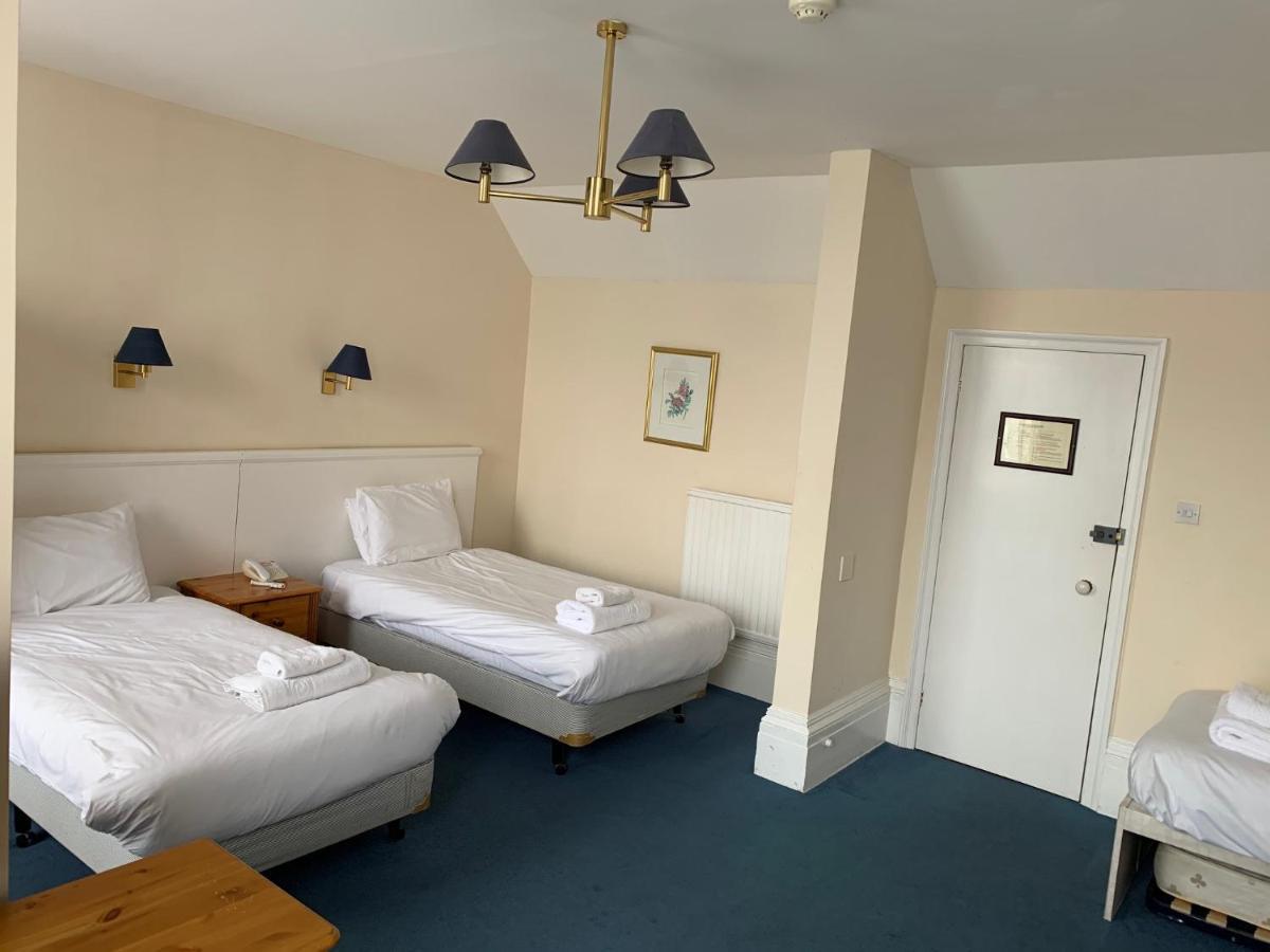 Yelf'S Hotel Ryde  Værelse billede